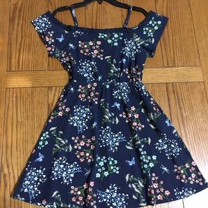 Girls dress